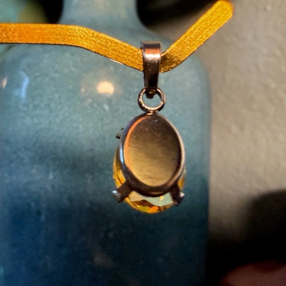 Stunning Citrine Dainty Pendant Yellow Feminine Romantic 1/4